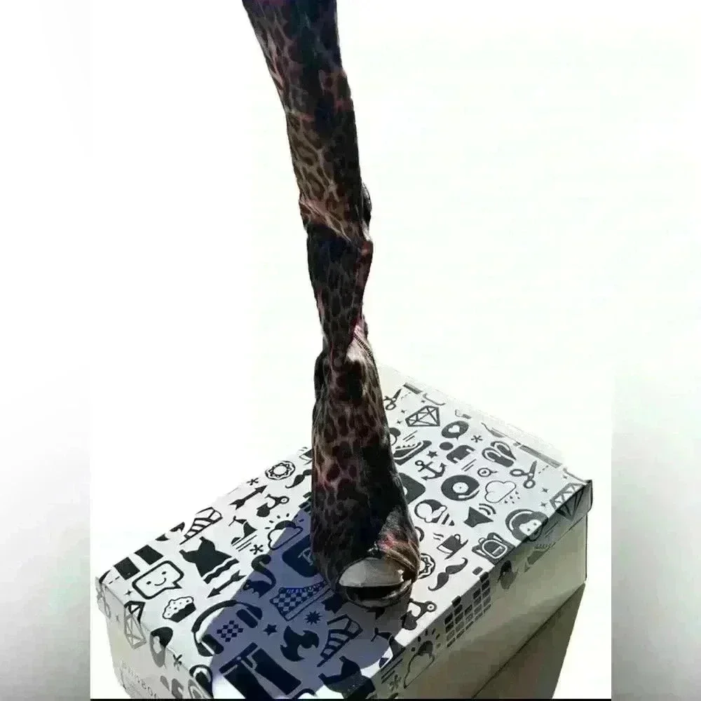 Size 8 NWT NIB Bamboo LEOPARD Print over the knee heel boot open toe